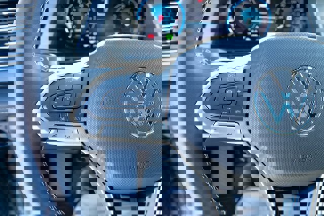 New 2026 Volkswagen Atlas Cross Sport SE image 22