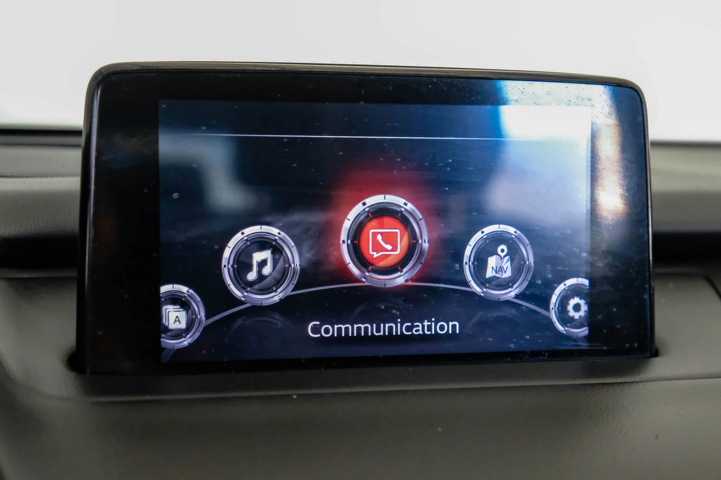 Used 2018 MAZDA CX-9 Touring w/ Touring Premium Package image 28