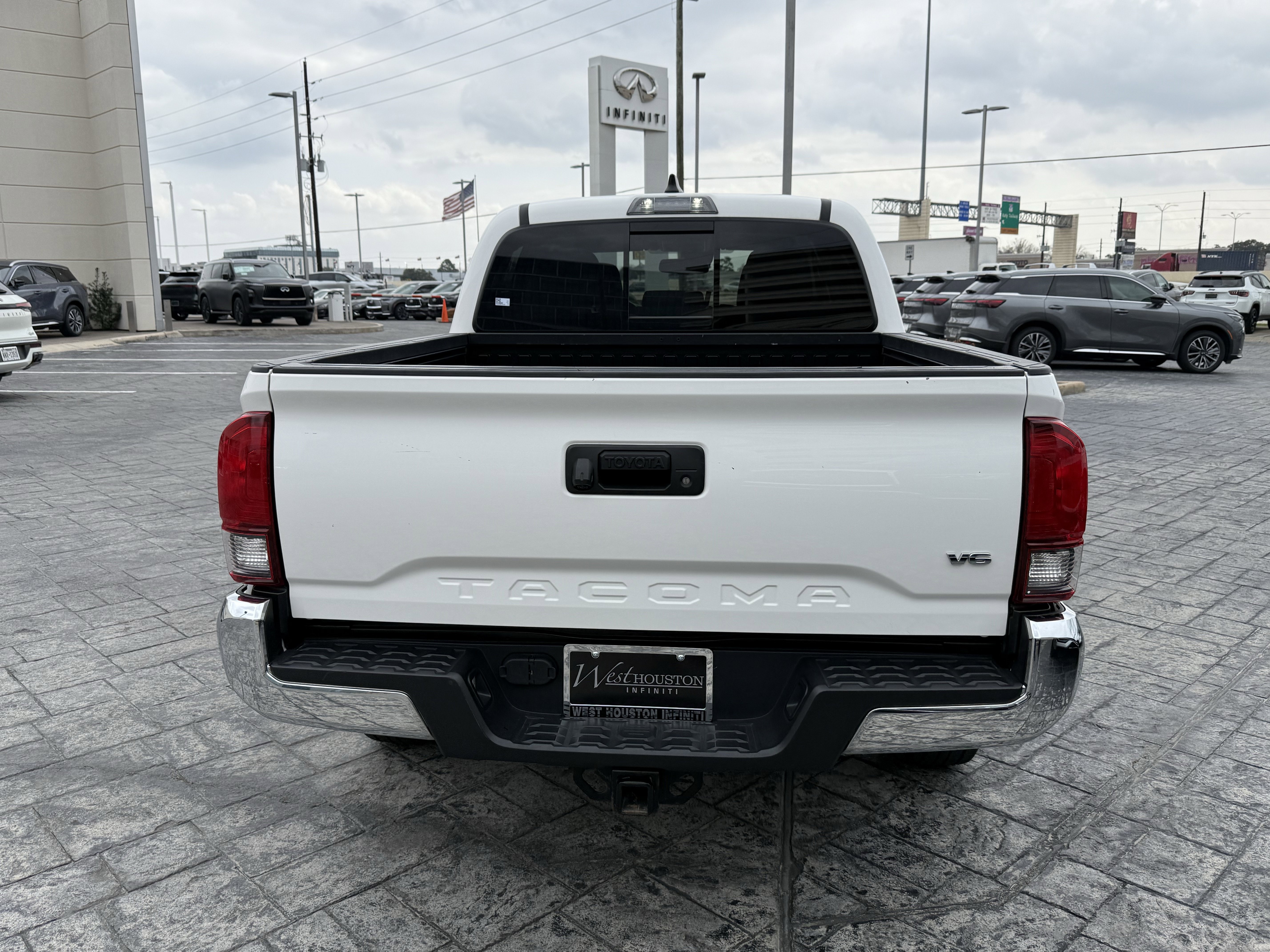 Used 2023 Toyota Tacoma SR5 image 6