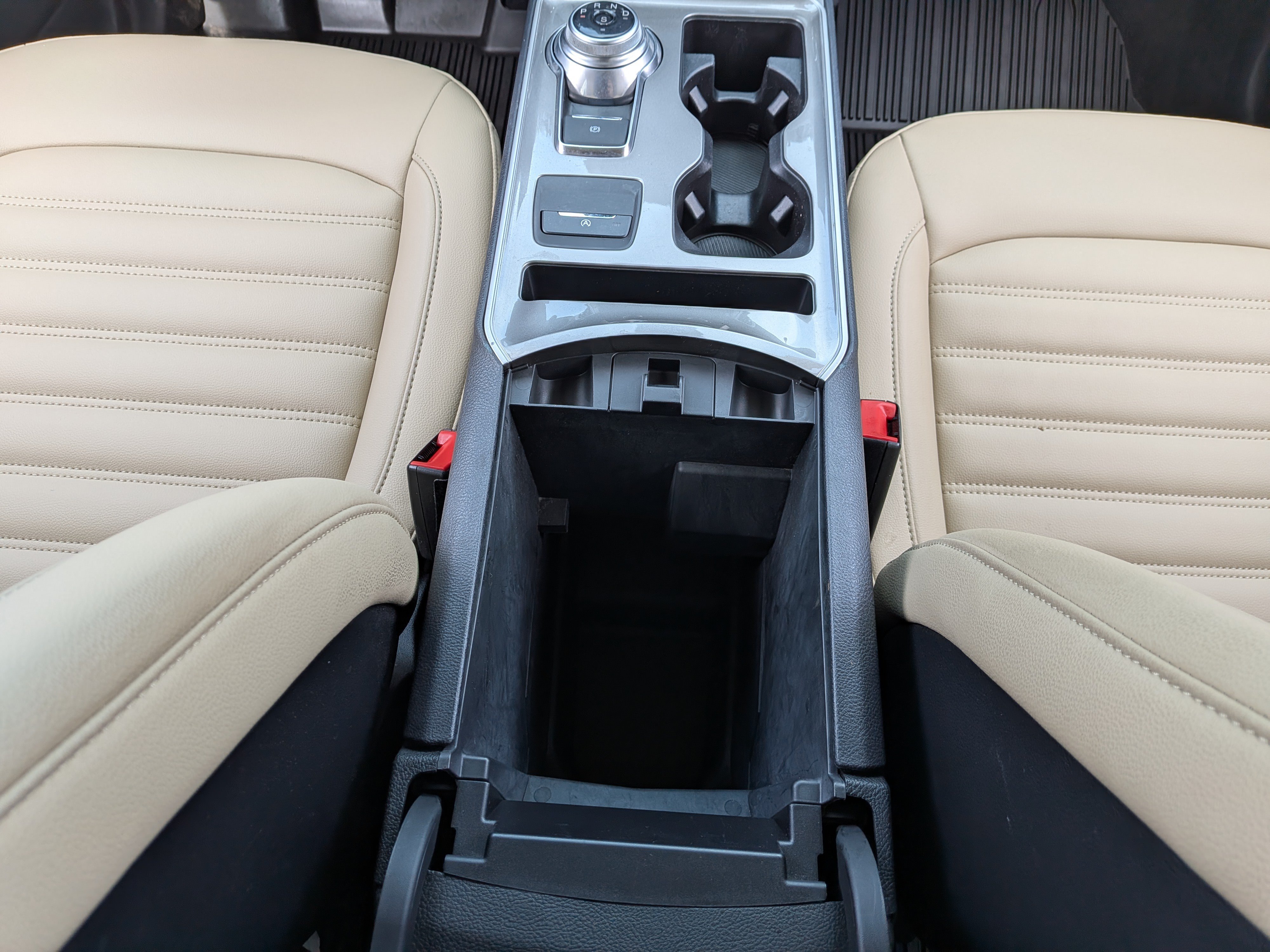Used 2024 Ford Edge SEL w/ Convenience Package AWD/4WD image 34