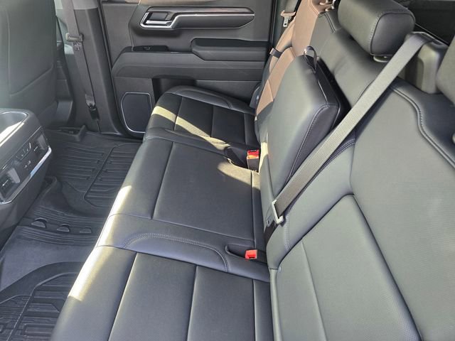 Used 2025 GMC Sierra 1500 SLT RWD image 12