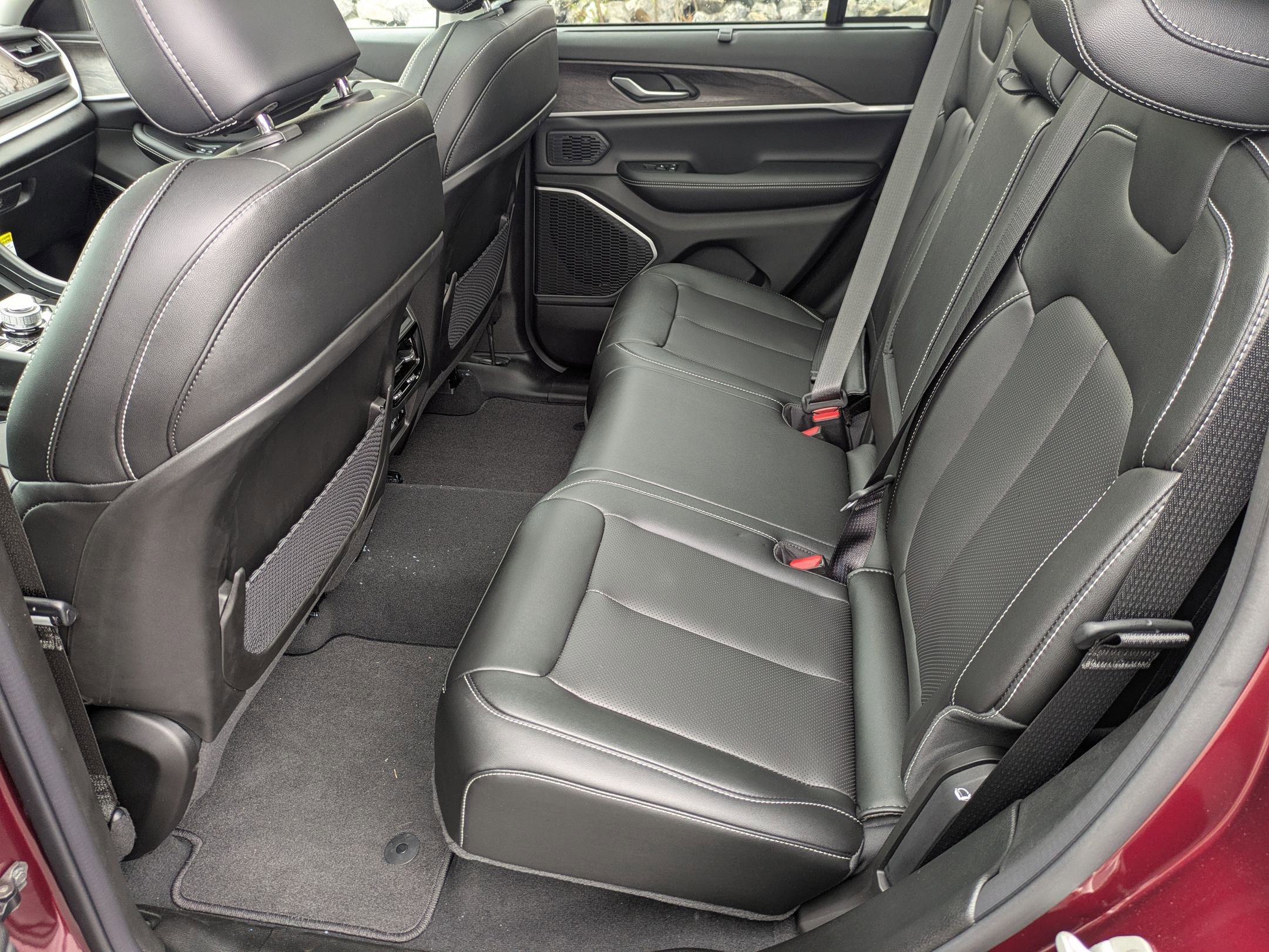 New 2024 Jeep Grand Cherokee Limited 4xe w/ Luxury Tech Group II image 24