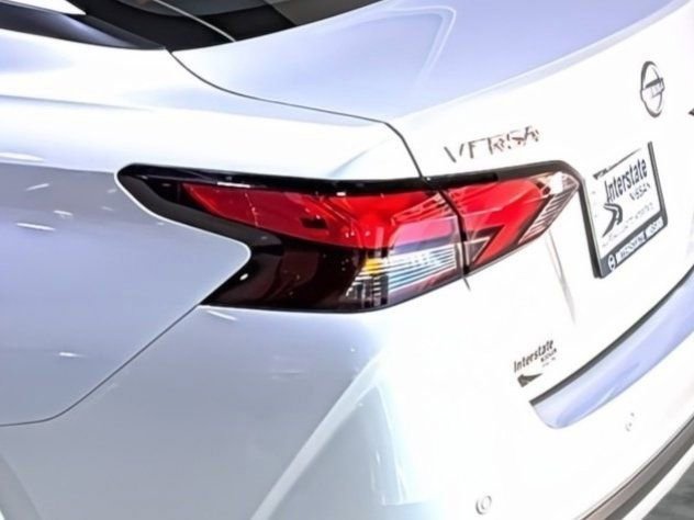 Used 2025 Nissan Versa SV w/ Trunk Package image 10