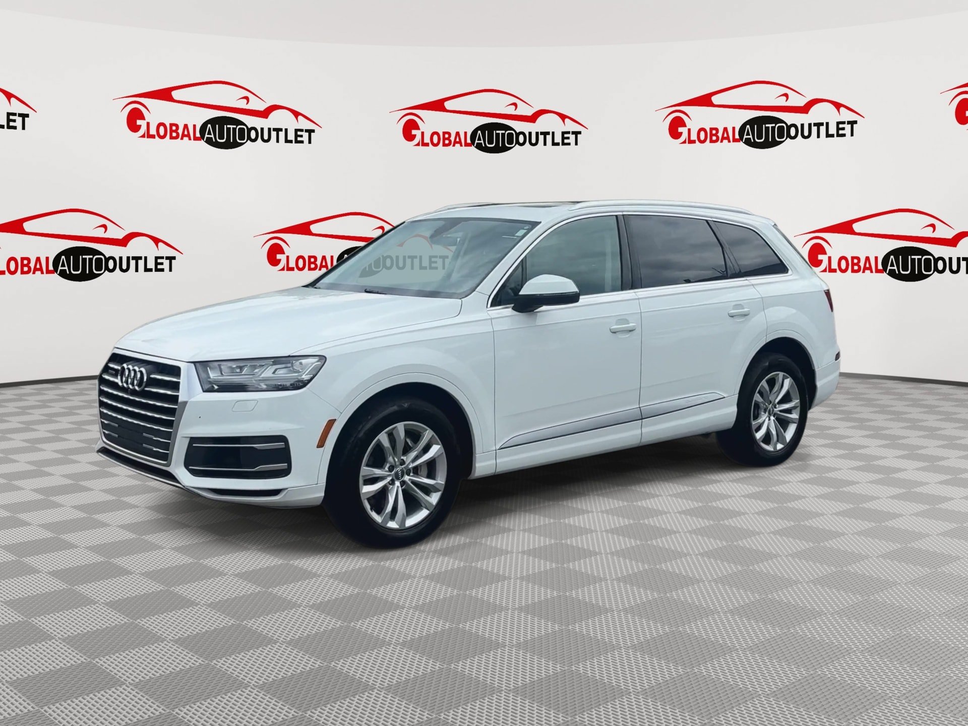 Used 2019 Audi Q7 3.0T Premium Plus AWD/4WD image 4