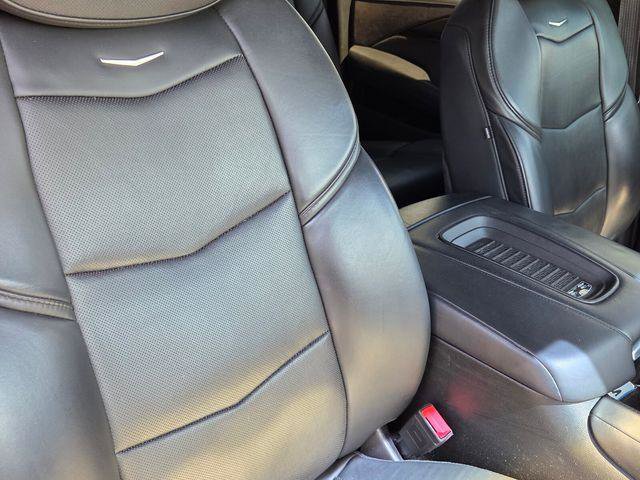 Used 2018 Cadillac Escalade ESV Platinum image 40