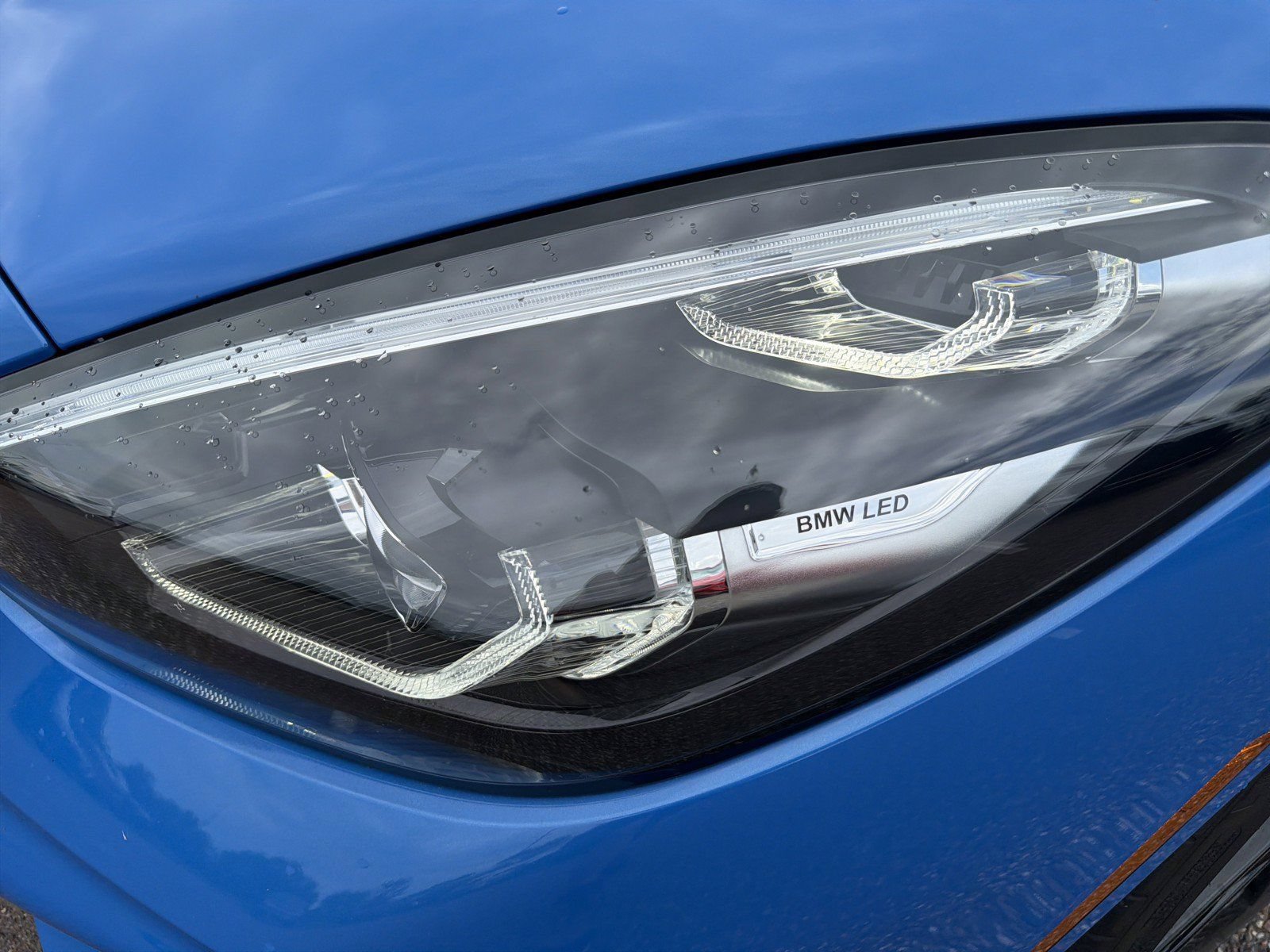 Used 2021 BMW Z4 M40i w/ Executive Package RWD image 9