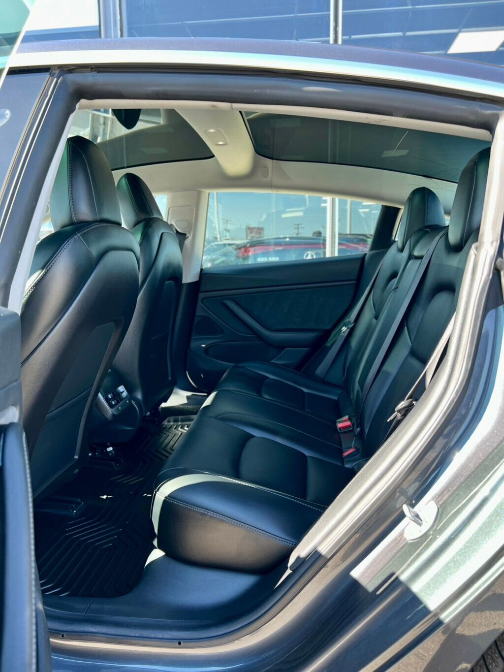 Used 2019 Tesla Model 3 Performance AWD/4WD image 16