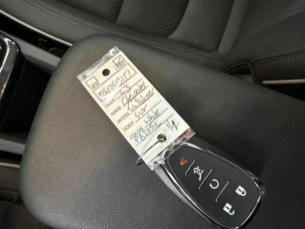 Used 2023 Chevrolet TrailBlazer RS w/ Sun and Liftgate Package AWD/4WD image 34