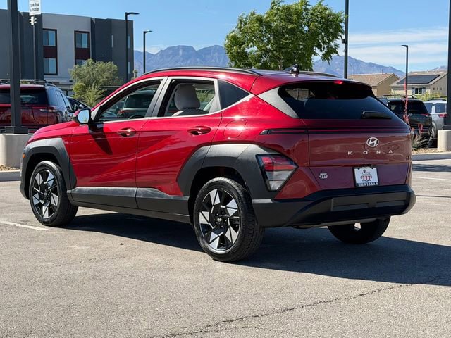 Used 2024 Hyundai Kona SEL FWD image 3