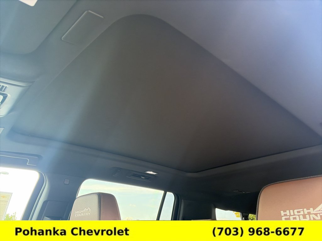 New 2026 Chevrolet Suburban High Country w/ Sun And Tow Package AWD/4WD image 16
