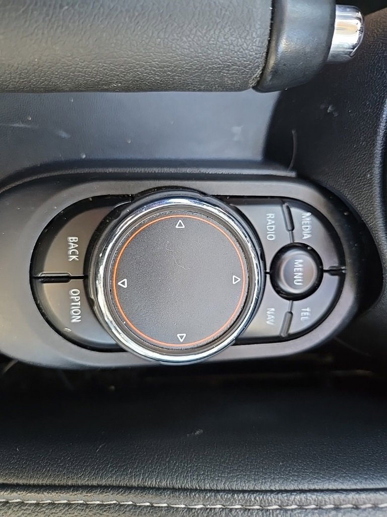 Used 2018 MINI Cooper S image 33