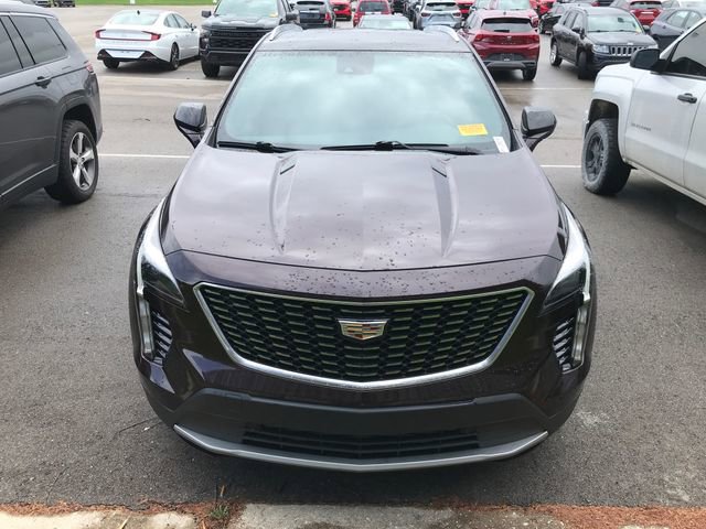 Used 2020 Cadillac XT4 Premium Luxury w/ Cold Weather Package AWD/4WD image 11