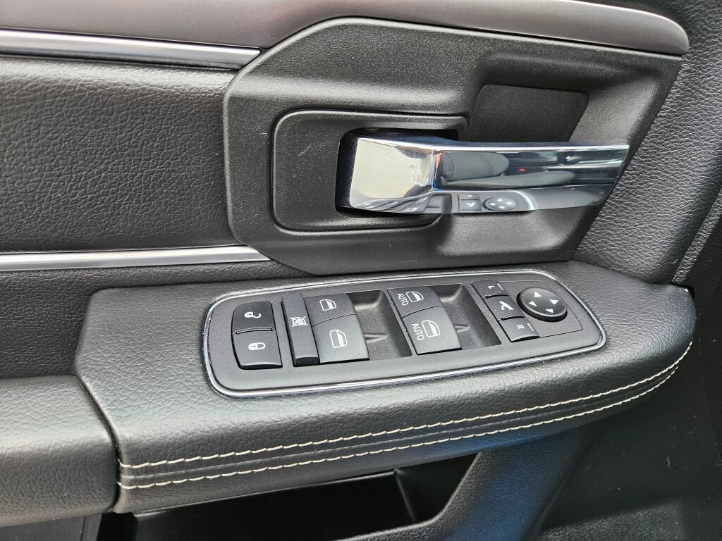 Used 2024 RAM 1500 Warlock AWD/4WD image 22