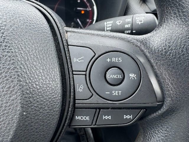 Used 2023 Toyota RAV4 LE image 15