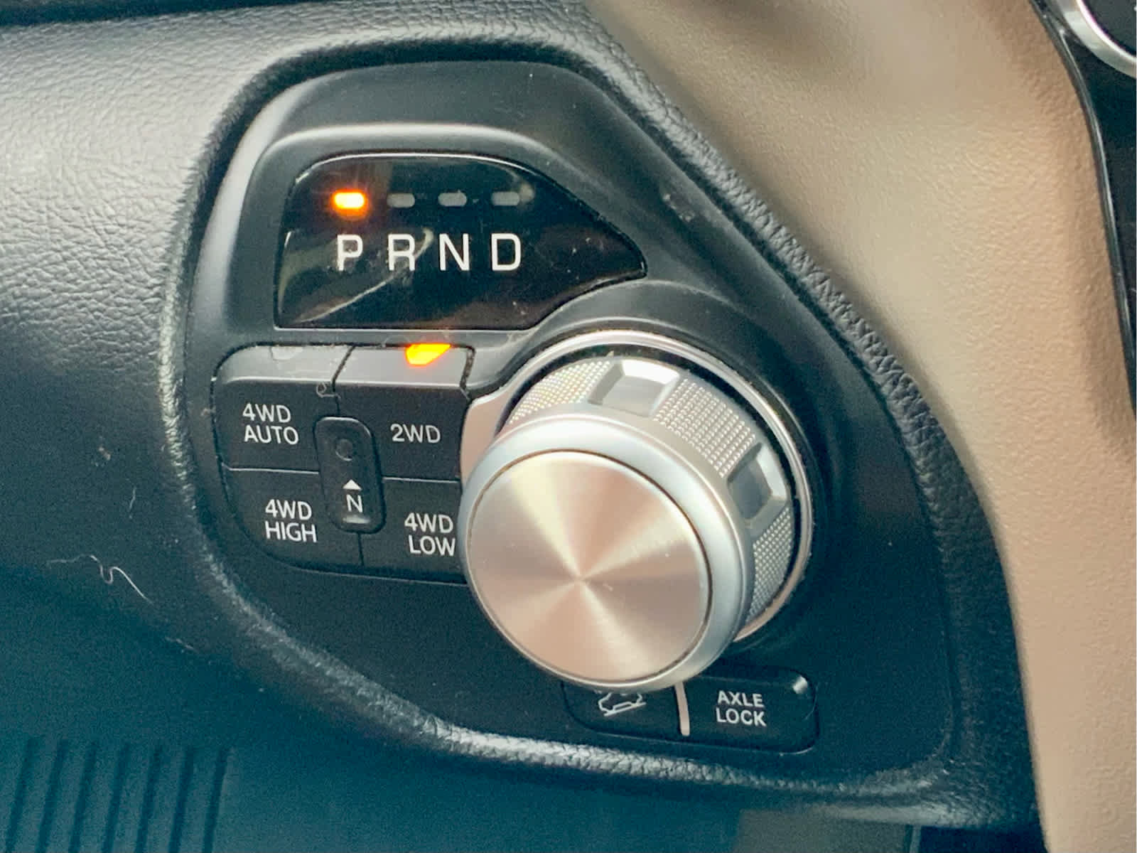 Used 2019 RAM 1500 Laramie image 46