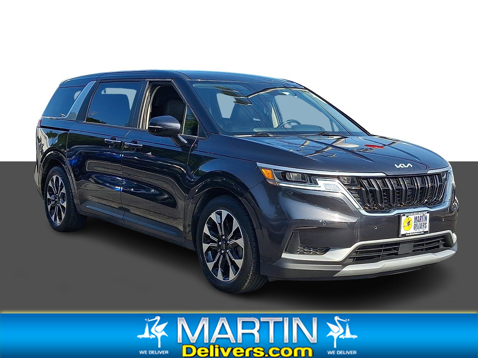 Certified 2022 Kia Carnival EX