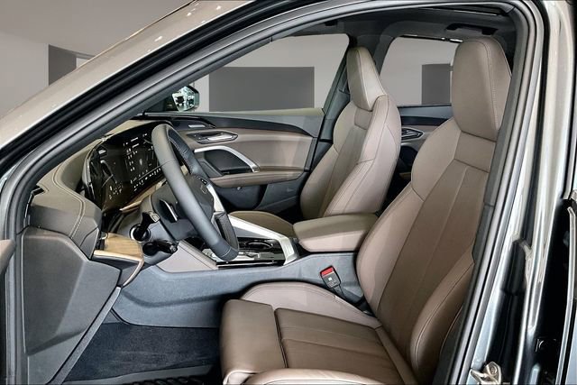 New 2025 Audi Q5 Premium Plus AWD/4WD image 9