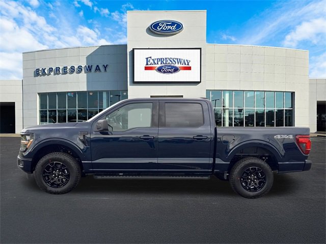 New 2025 Ford F150 XLT w/ Equipment Group 301A Standard image 9