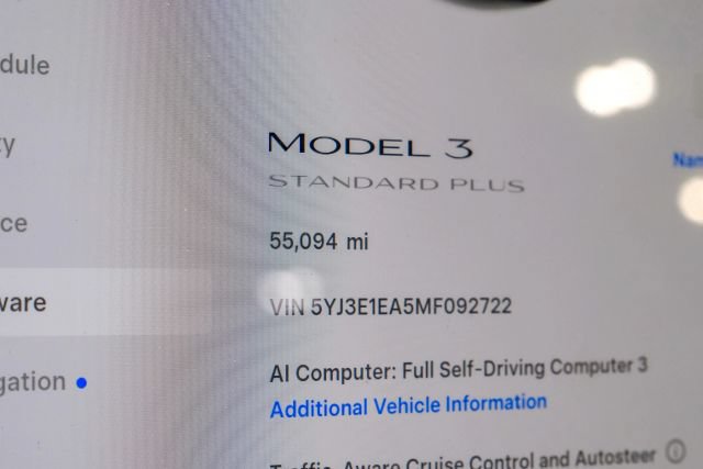 Used 2021 Tesla Model 3 Standard Range Plus RWD image 23