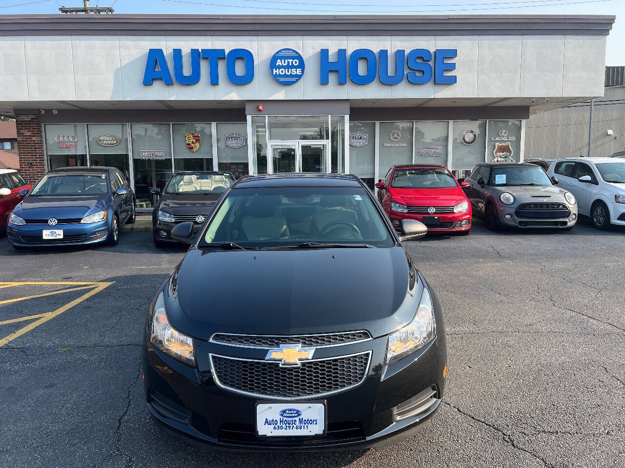 Used 2012 Chevrolet Cruze LS w/ Connectivity Package FWD image 2