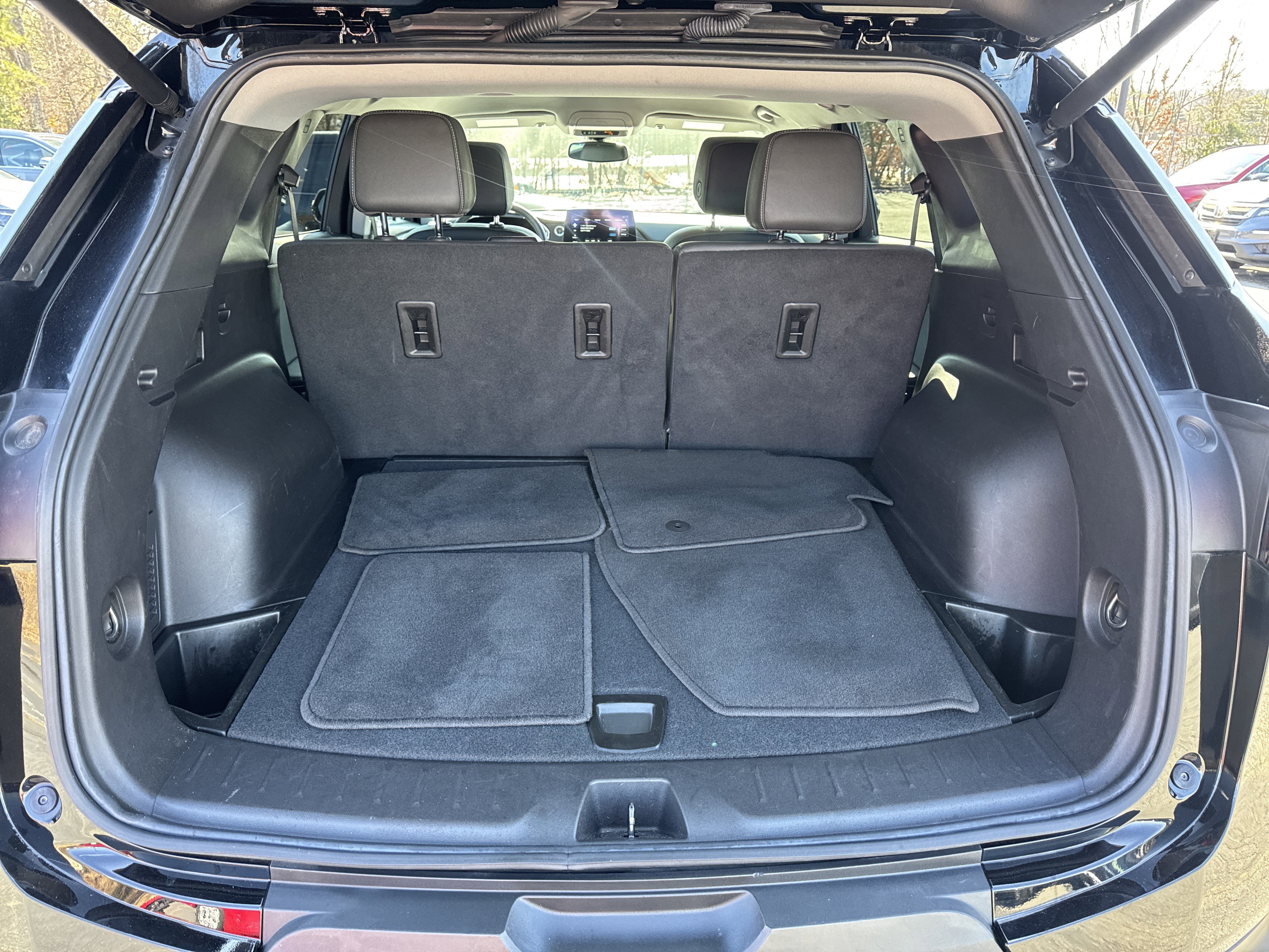 Used 2023 Chevrolet Blazer LT image 18