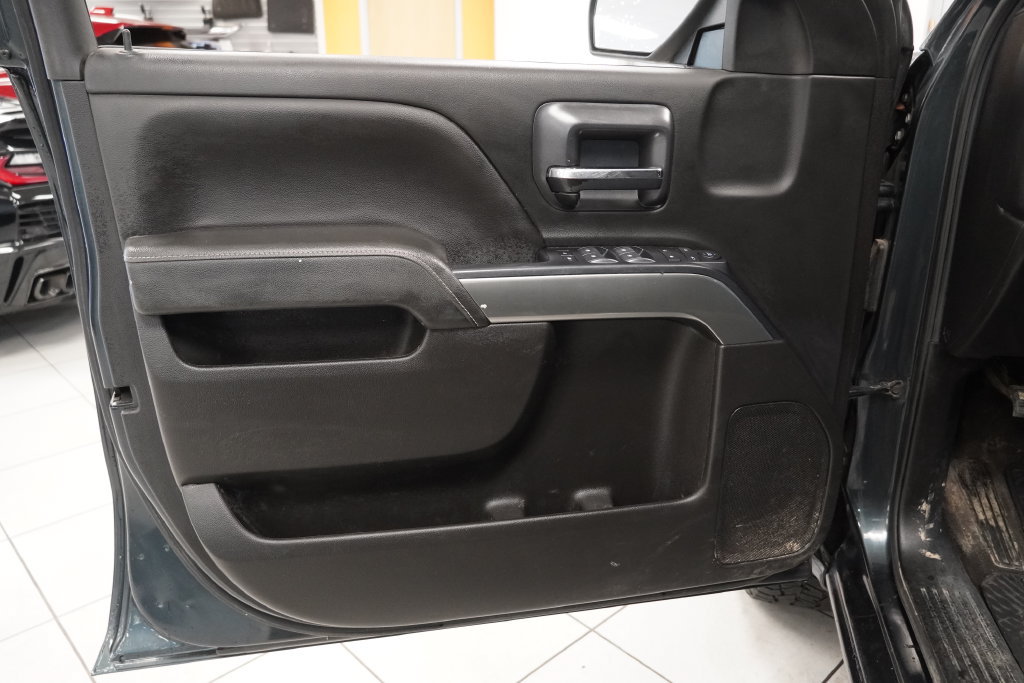 Used 2019 Chevrolet Silverado 1500 LT w/ All Star Edition AWD/4WD image 16