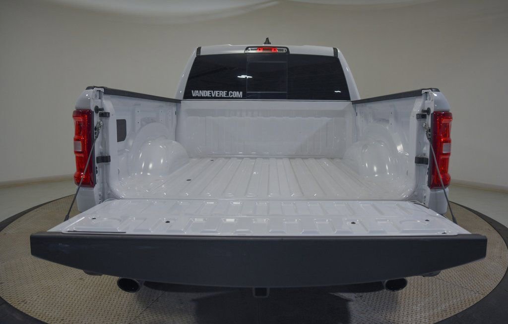 Used 2025 RAM 1500 Laramie w/ Sport Appearance Package image 14