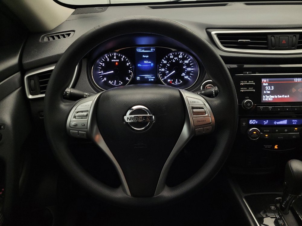Used 2016 Nissan Rogue SV FWD image 22