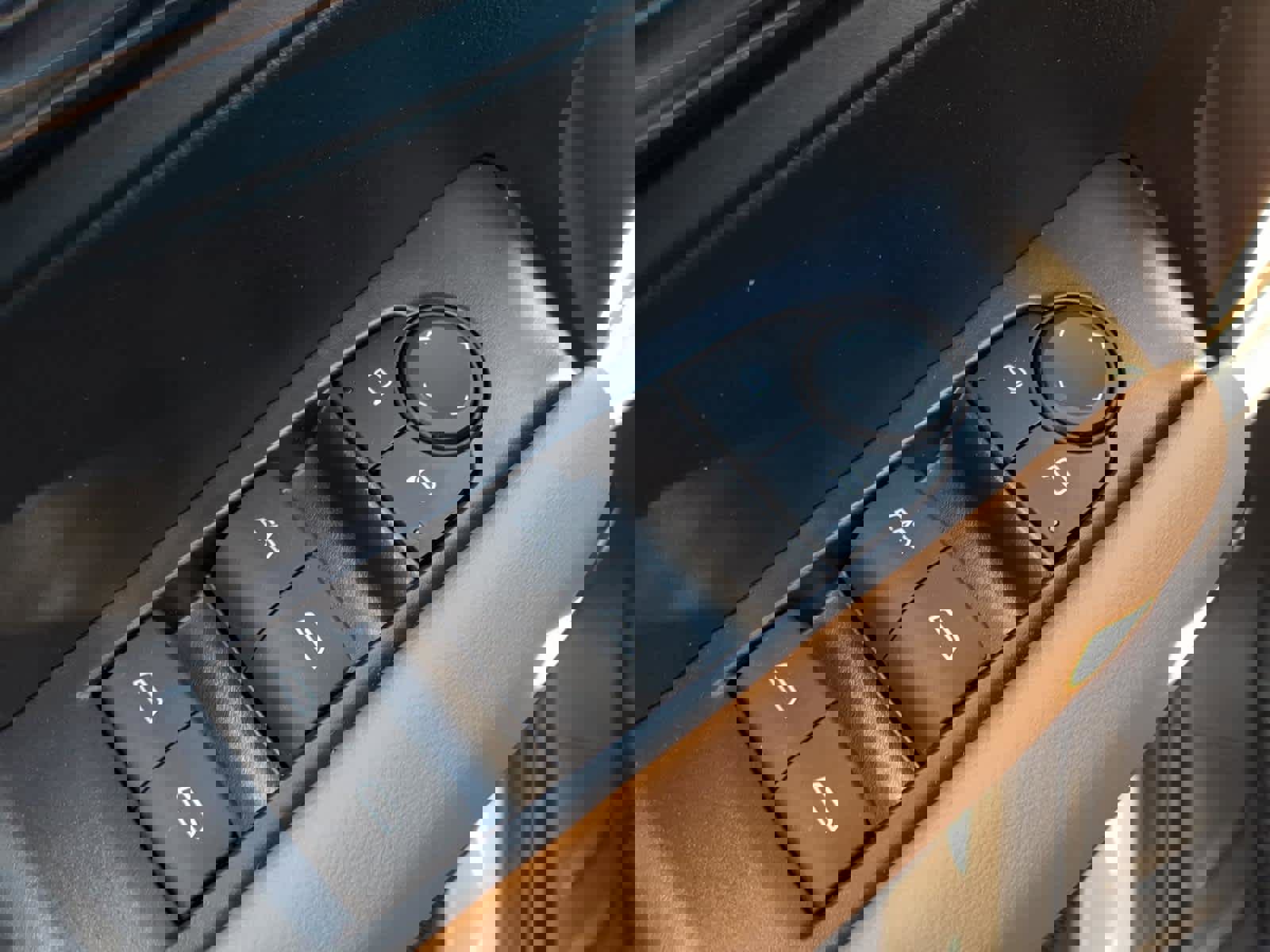 Used 2024 GMC Canyon AT4 w/ AT4 Premium Package image 25