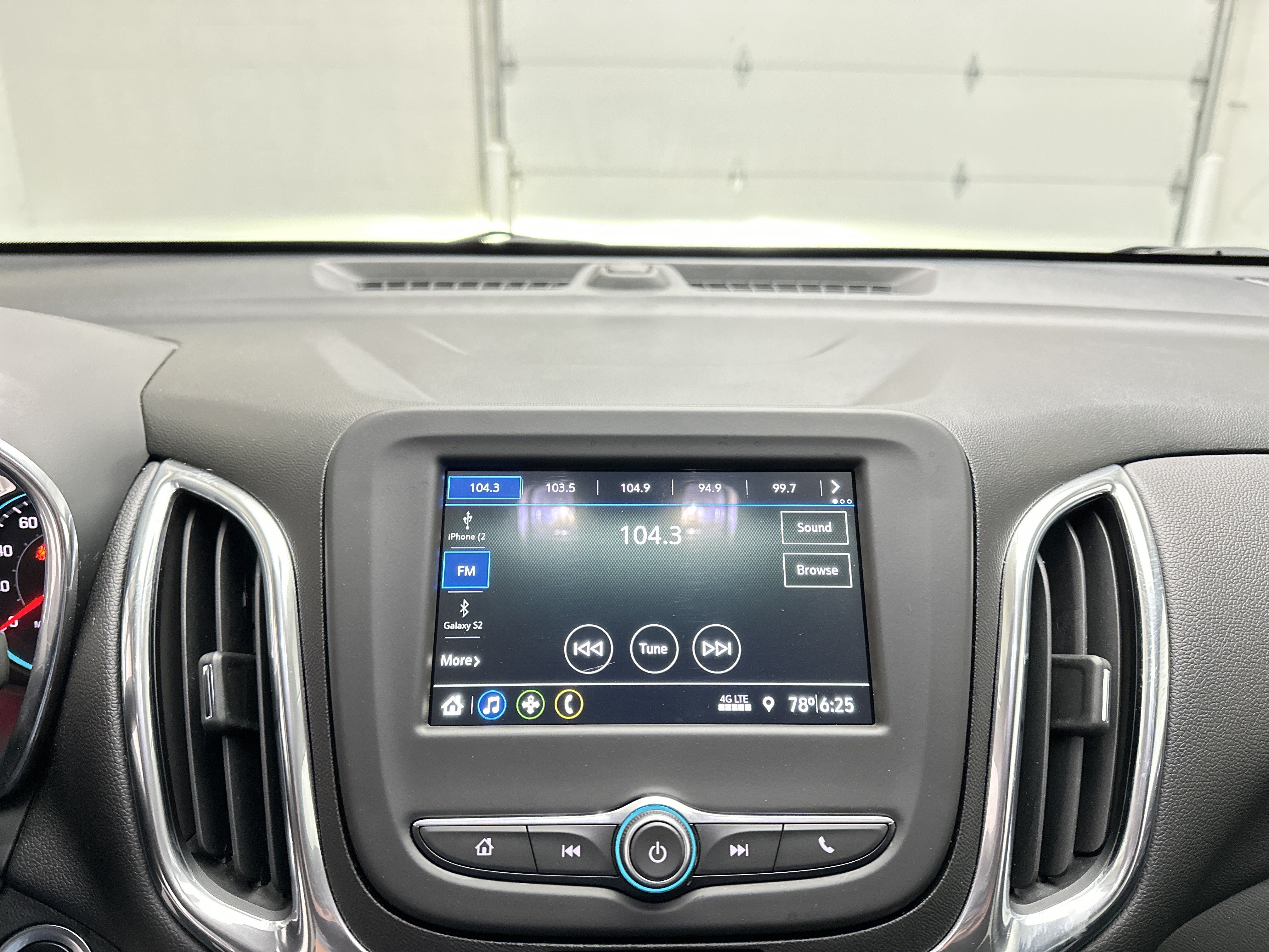 Used 2019 Chevrolet Equinox LT AWD/4WD image 30