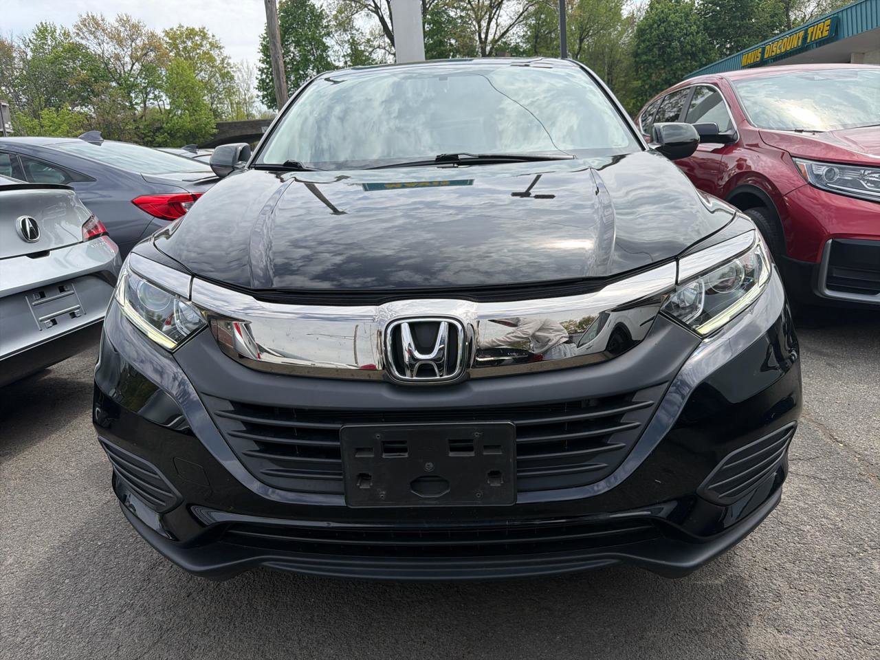 Used 2022 Honda HR-V LX image 2