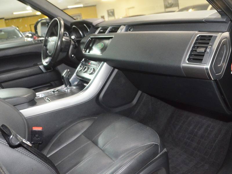Used 2016 Land Rover Range Rover Sport SE AWD/4WD image 22