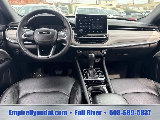Used 2024 Jeep Compass Limited AWD/4WD image 14