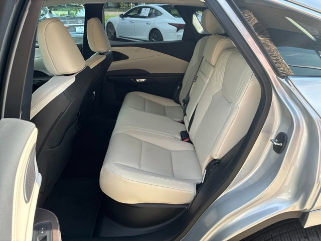 Used 2024 Lexus RX 350 Premium w/ Accessory Package (Z1) AWD/4WD image 5
