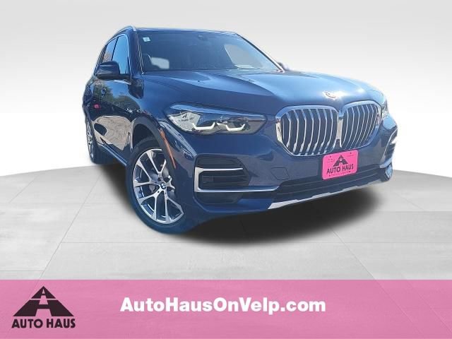 Used 2022 BMW X5 xDrive40i w/ Climate Comfort Package
