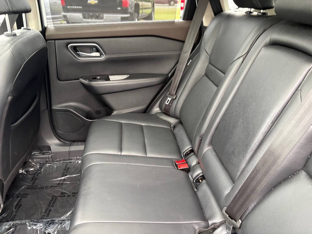 Used 2021 Nissan Rogue SL w/ Premium Package AWD/4WD image 15