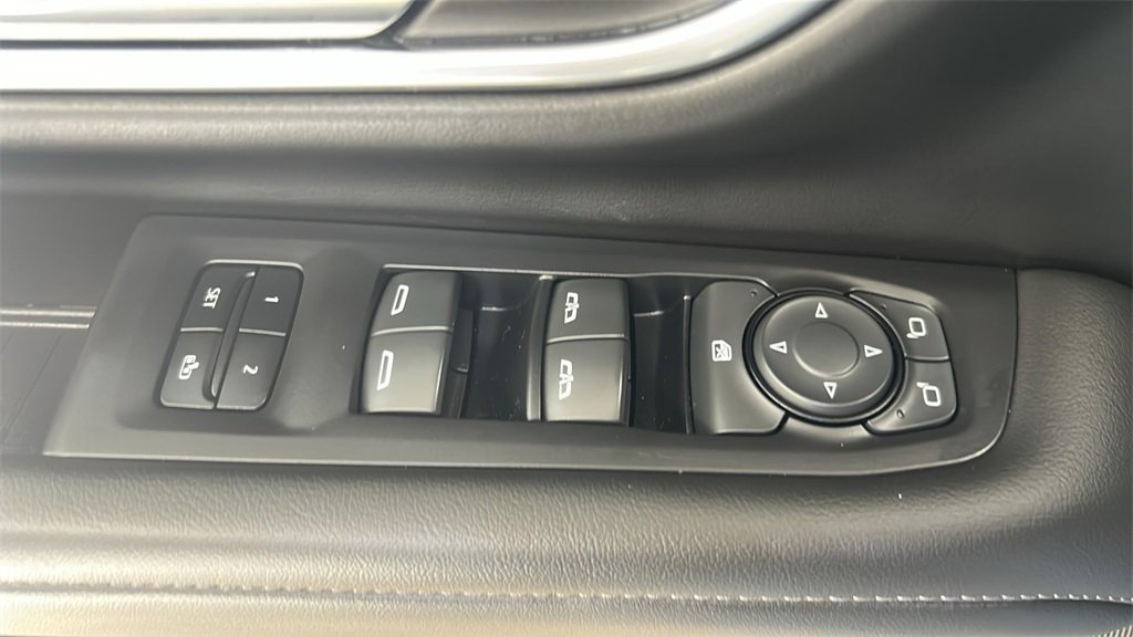 Used 2023 Chevrolet Tahoe LT image 24