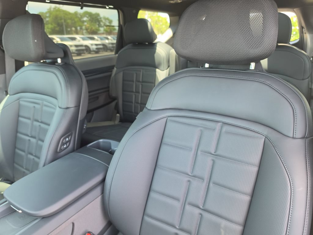 New 2026 Kia EV9 Land w/ Nightfall Edition Package AWD/4WD image 23