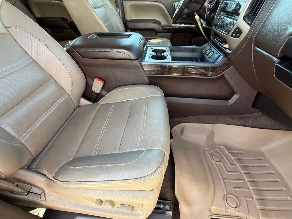 Used 2016 GMC Sierra 1500 Denali w/ Enhanced Driver Alert Package AWD/4WD image 10