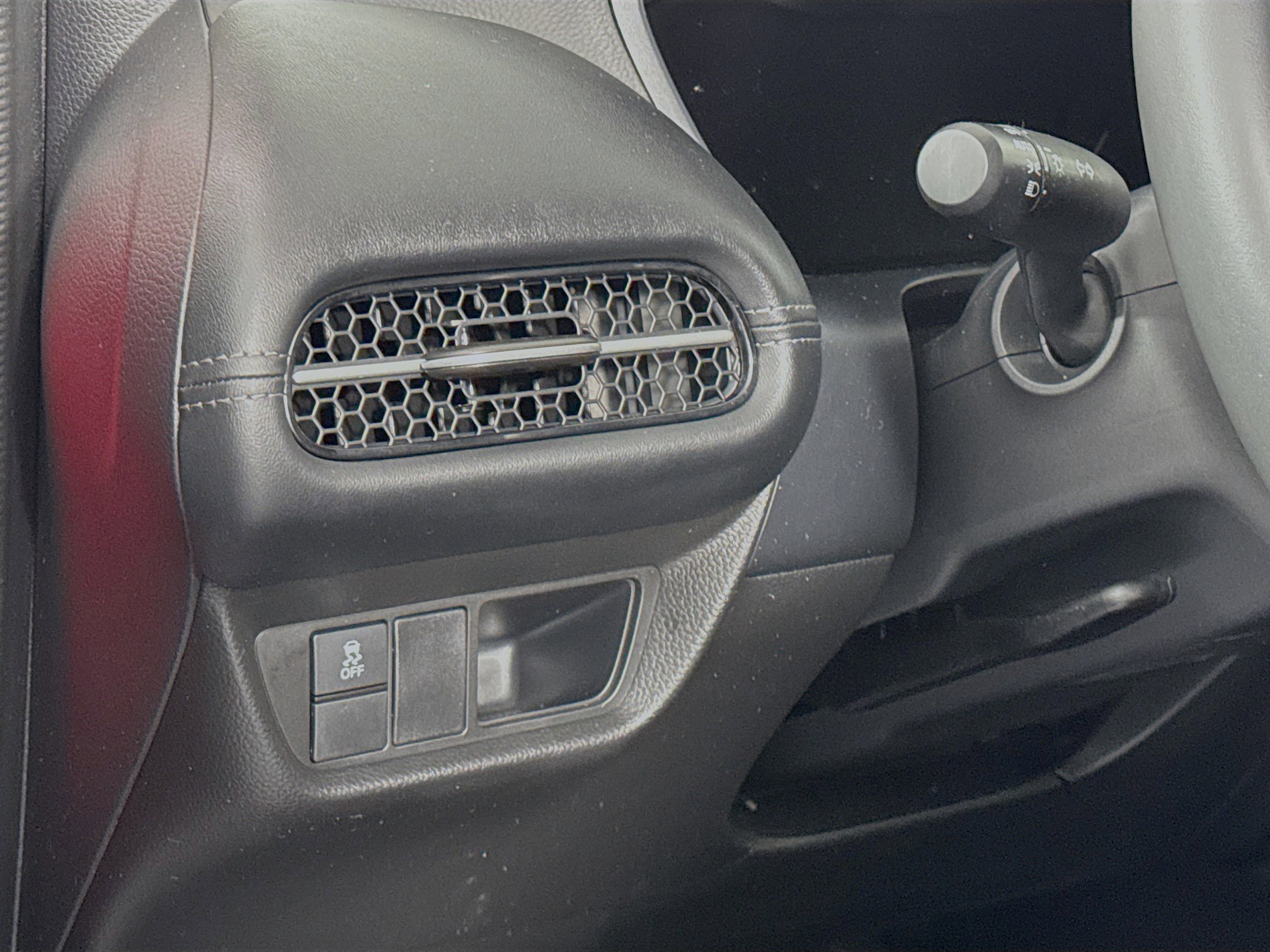 Certified 2024 Honda HR-V EX-L image 10