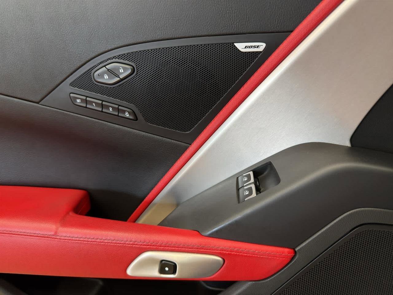 Used 2019 Chevrolet Corvette Z06 RWD image 15