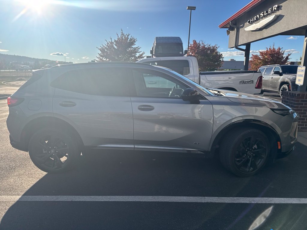 Used 2024 Buick Envision Sport Touring AWD/4WD image 4