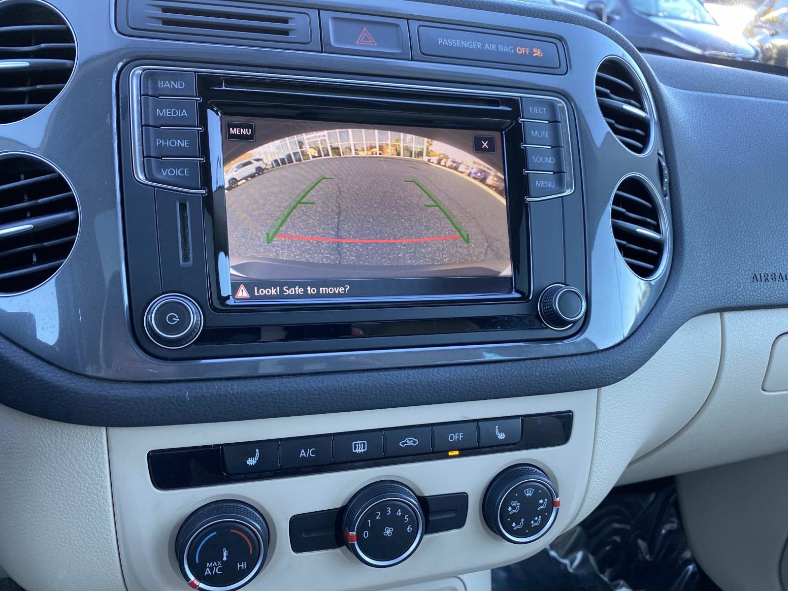 Used 2017 Volkswagen Tiguan Wolfsburg Edition image 12