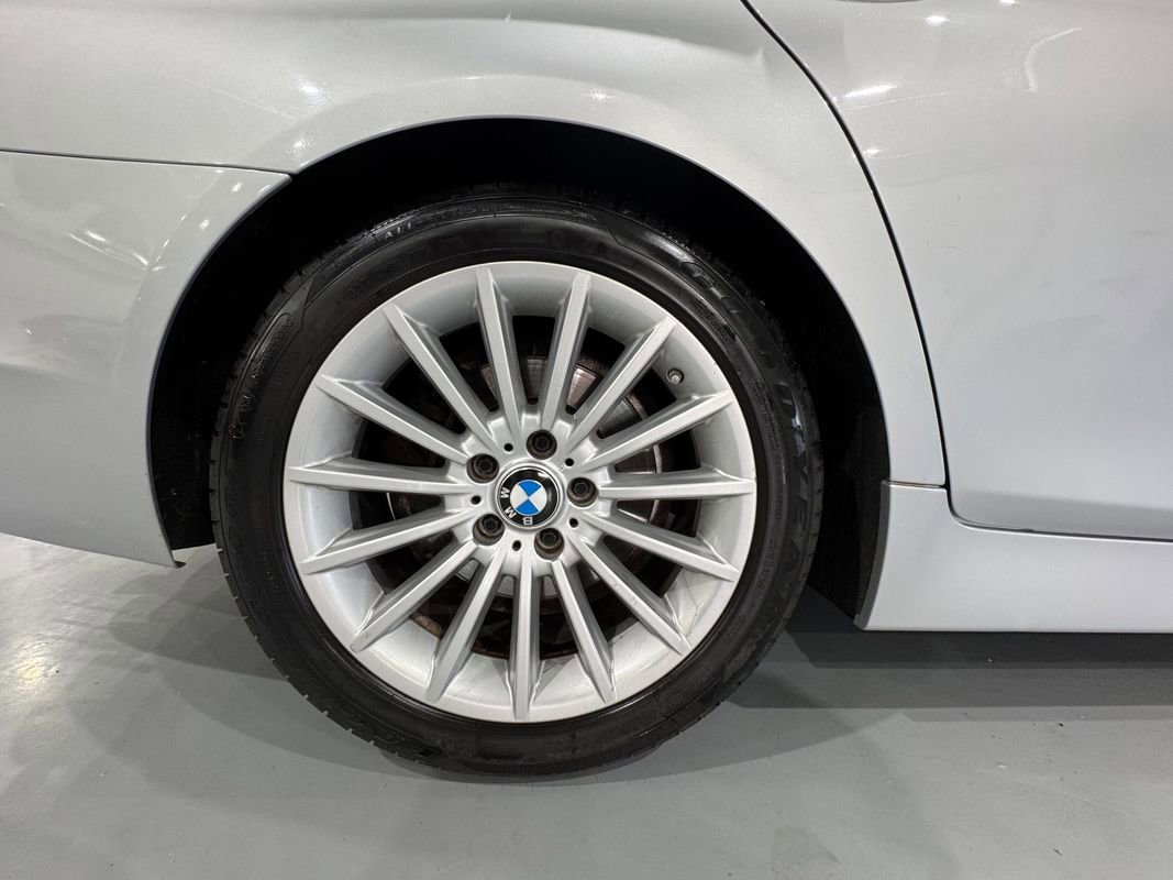 Used 2011 BMW 535i xDrive Sedan image 51