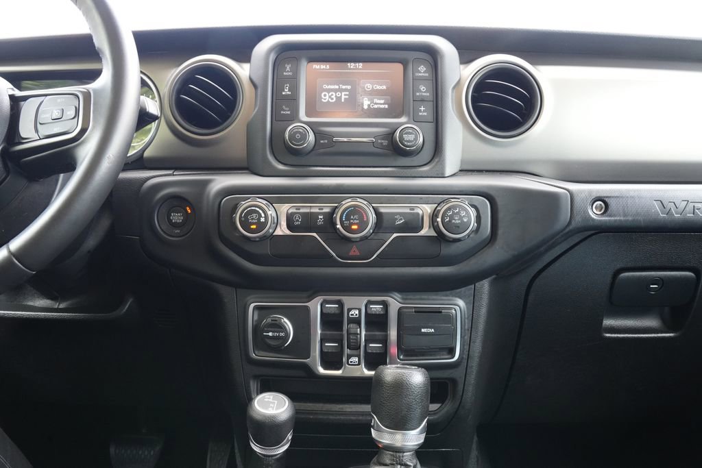 Used 2018 Jeep Wrangler Unlimited Sport S AWD/4WD image 11