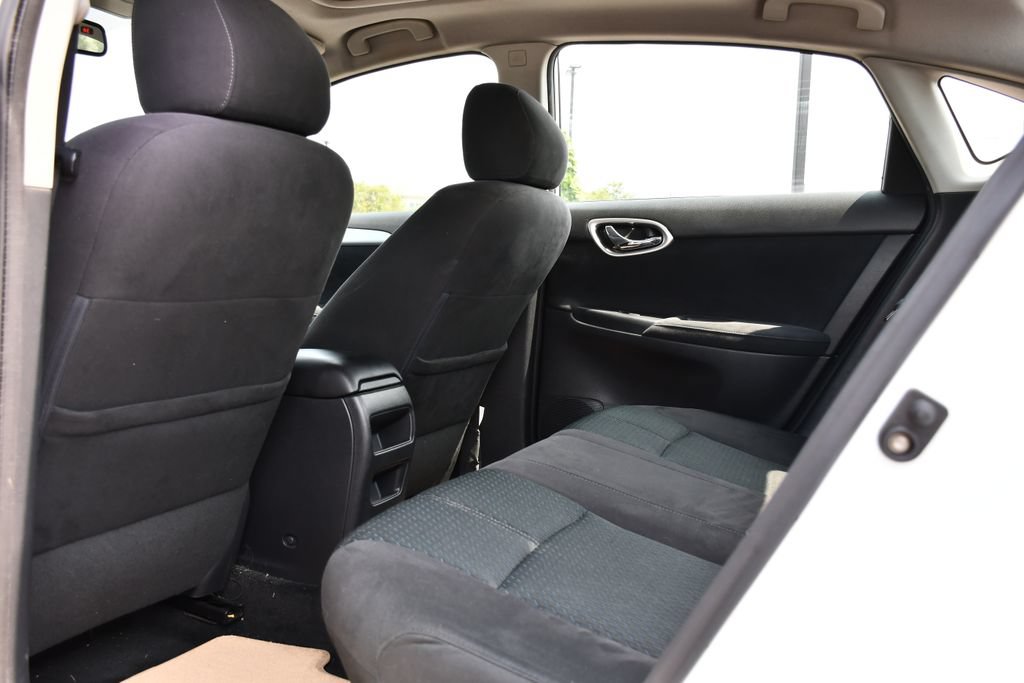 Used 2014 Nissan Sentra SR w/ Premium Package FWD image 21