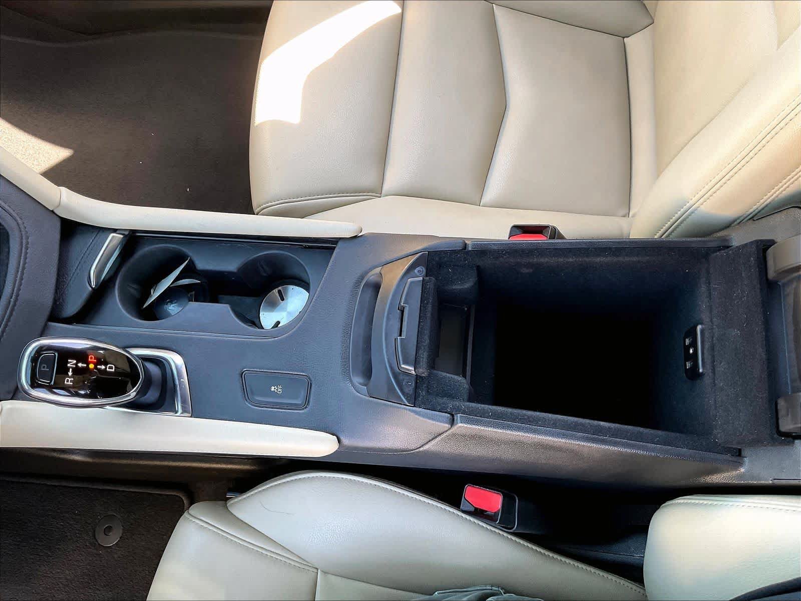 Used 2019 Cadillac XT5 FWD image 37