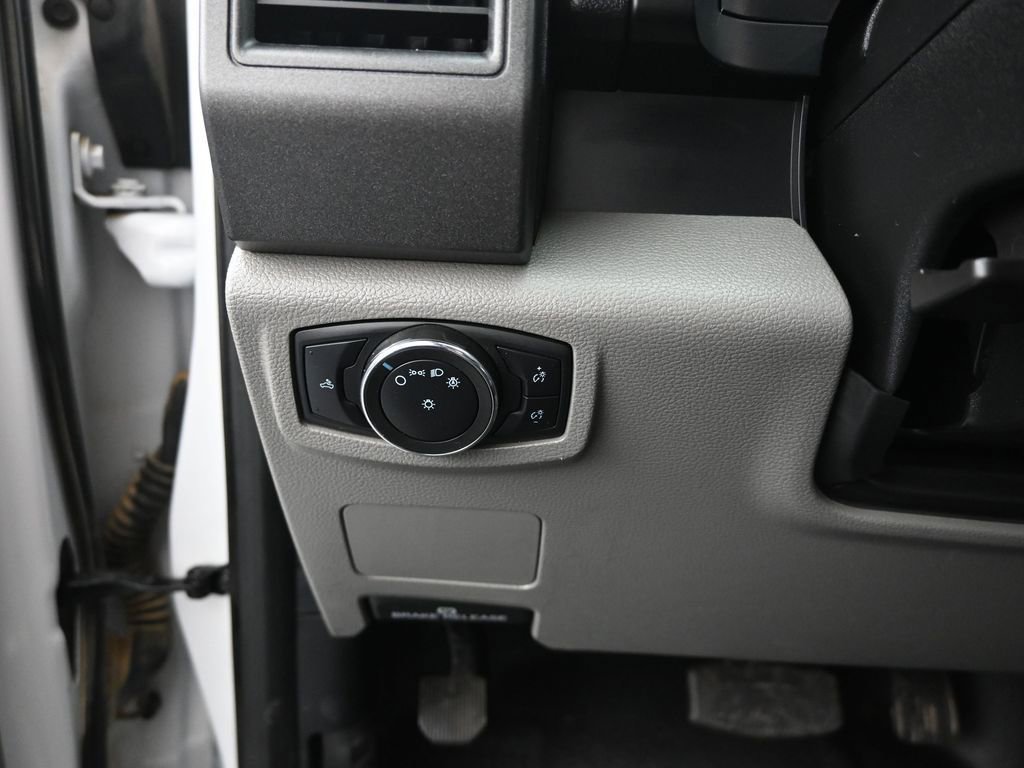 Certified 2021 Ford F450 XL w/ Power Equipment Group image 20