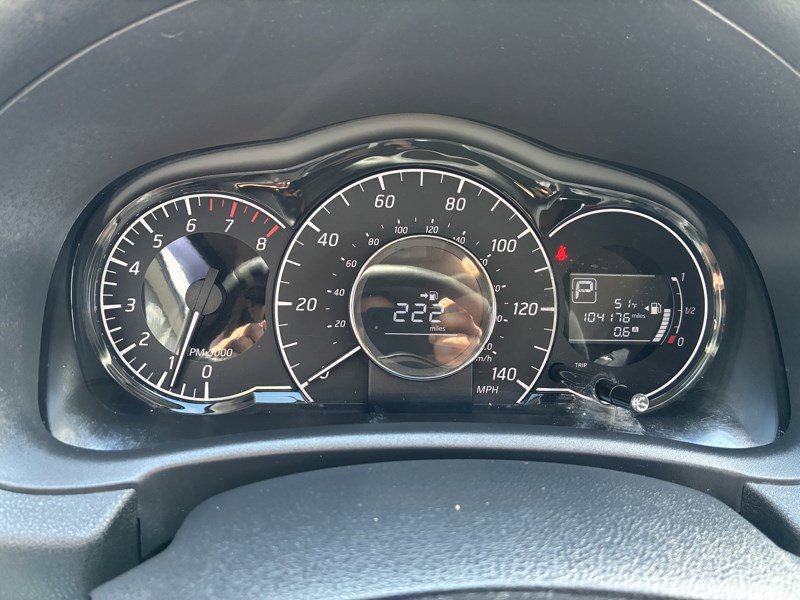 Used 2016 Nissan Versa Note SR w/ SR Tech Package FWD image 9