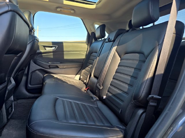 Used 2019 Ford Edge SEL w/ Equipment Group 201A AWD/4WD image 13
